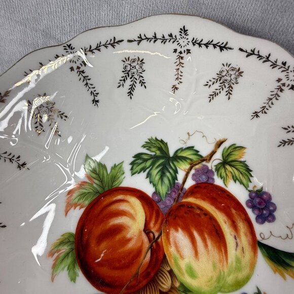 Vintage Porcelain Fruit Motif Decorative Shallow Bowl Scalloped Edge Gold Trim - Picture 11 of 16